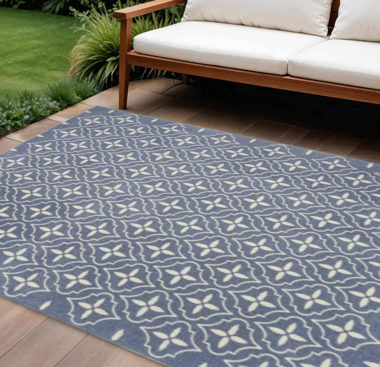 8' X 10' Blue And Ivory Geometric Indoor Outdoor Area Rug Homeroots Outdoor