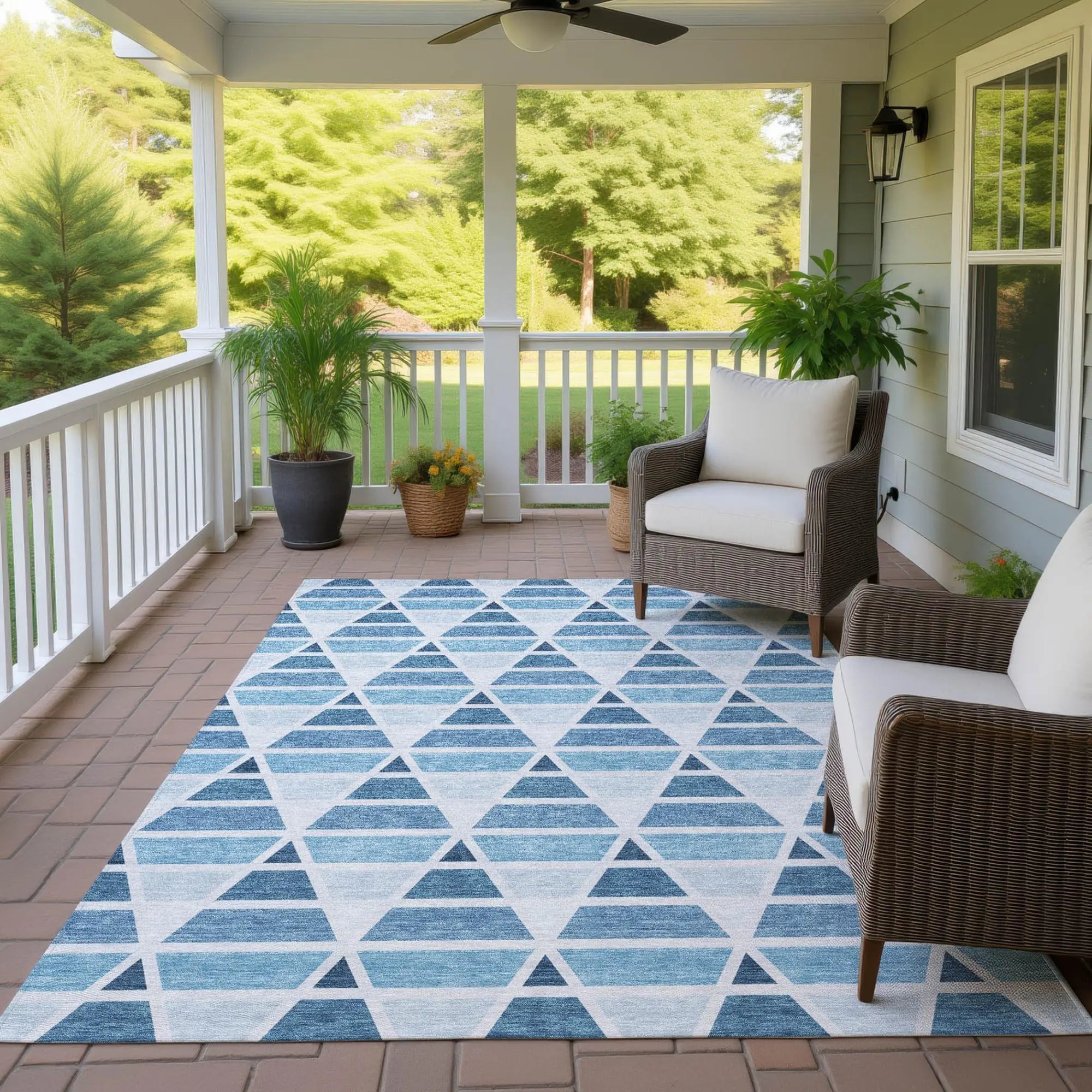 8' X 10' Blue And Silver Geometric Washable Indoor Outdoor Area Rug Homeroots Outdoor