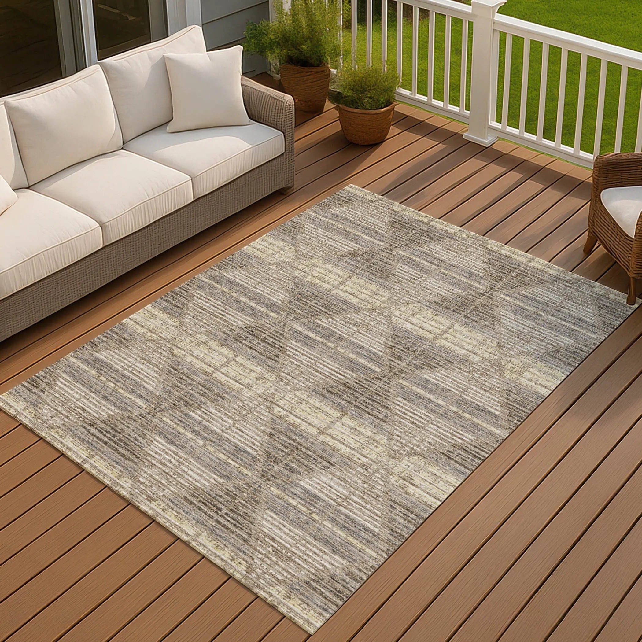 8' X 10' Brown And Beige Geometric Washable Indoor Outdoor Area Rug Homeroots Outdoor