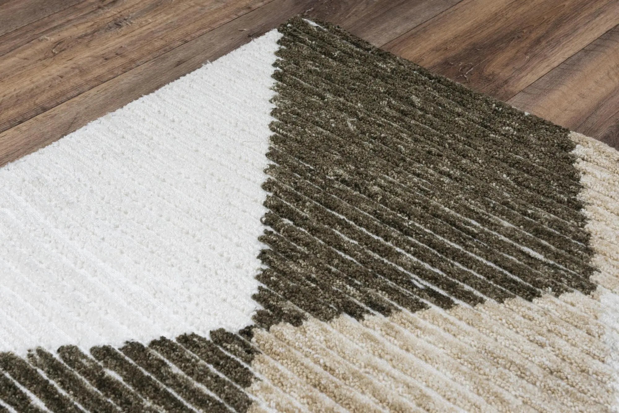 8' X 10' Brown And Natural Geometric Hand Tufted Area Rug Homeroots Home Decor