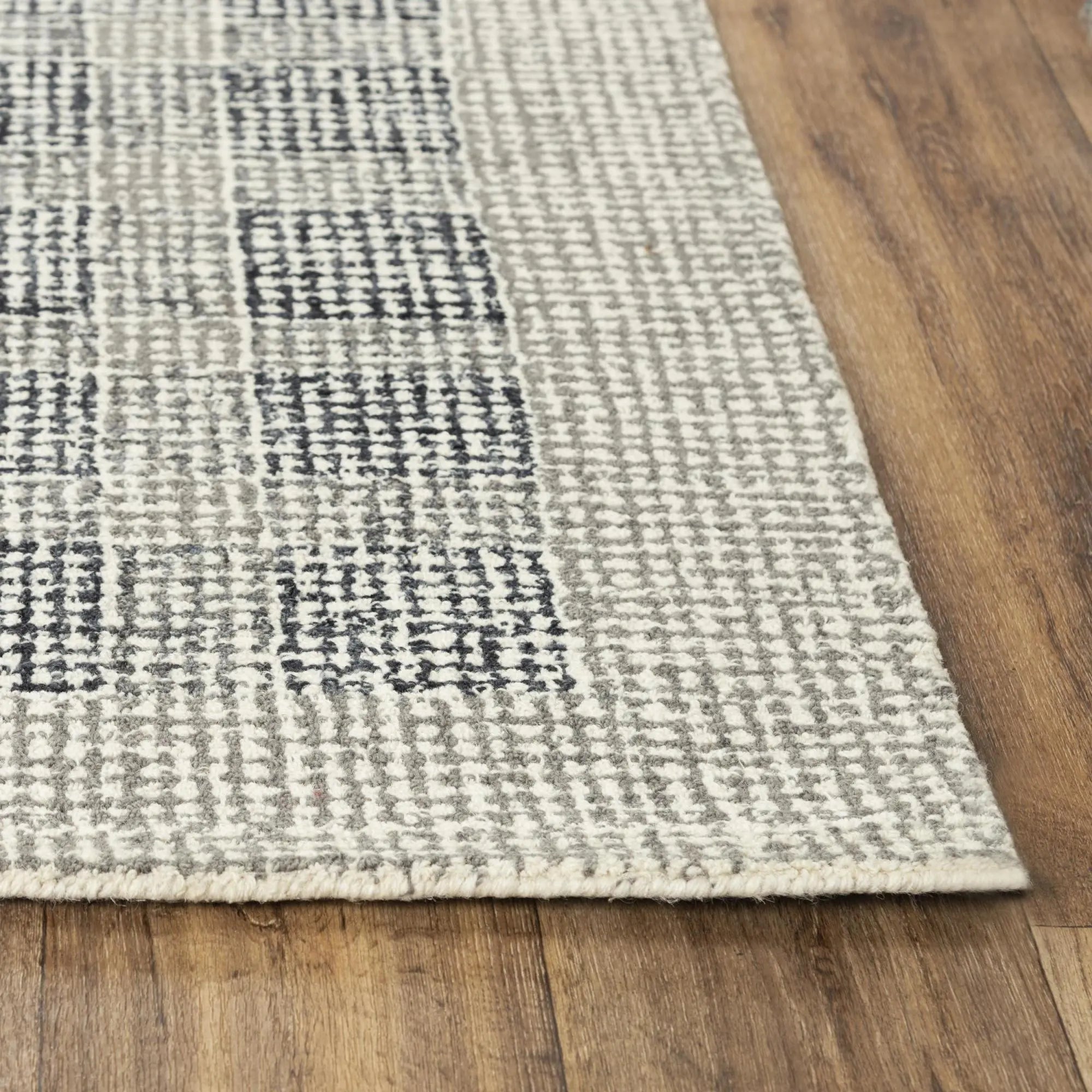 8' X 10' Charcoal And Gray Wool Checkered Hand Tufted Area Rug Homeroots Home Decor