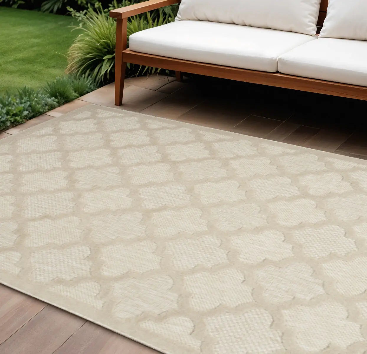 8' X 10' Cream And Beige Trellis Indoor Outdoor Area Rug Homeroots Outdoor