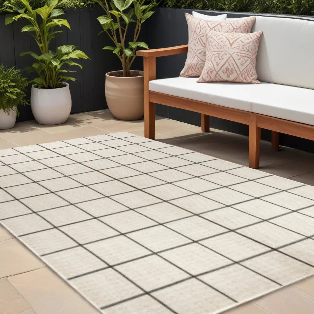 8' X 10' Cream And Dark Gray Plaid Indoor Outdoor Area Rug Homeroots Outdoor