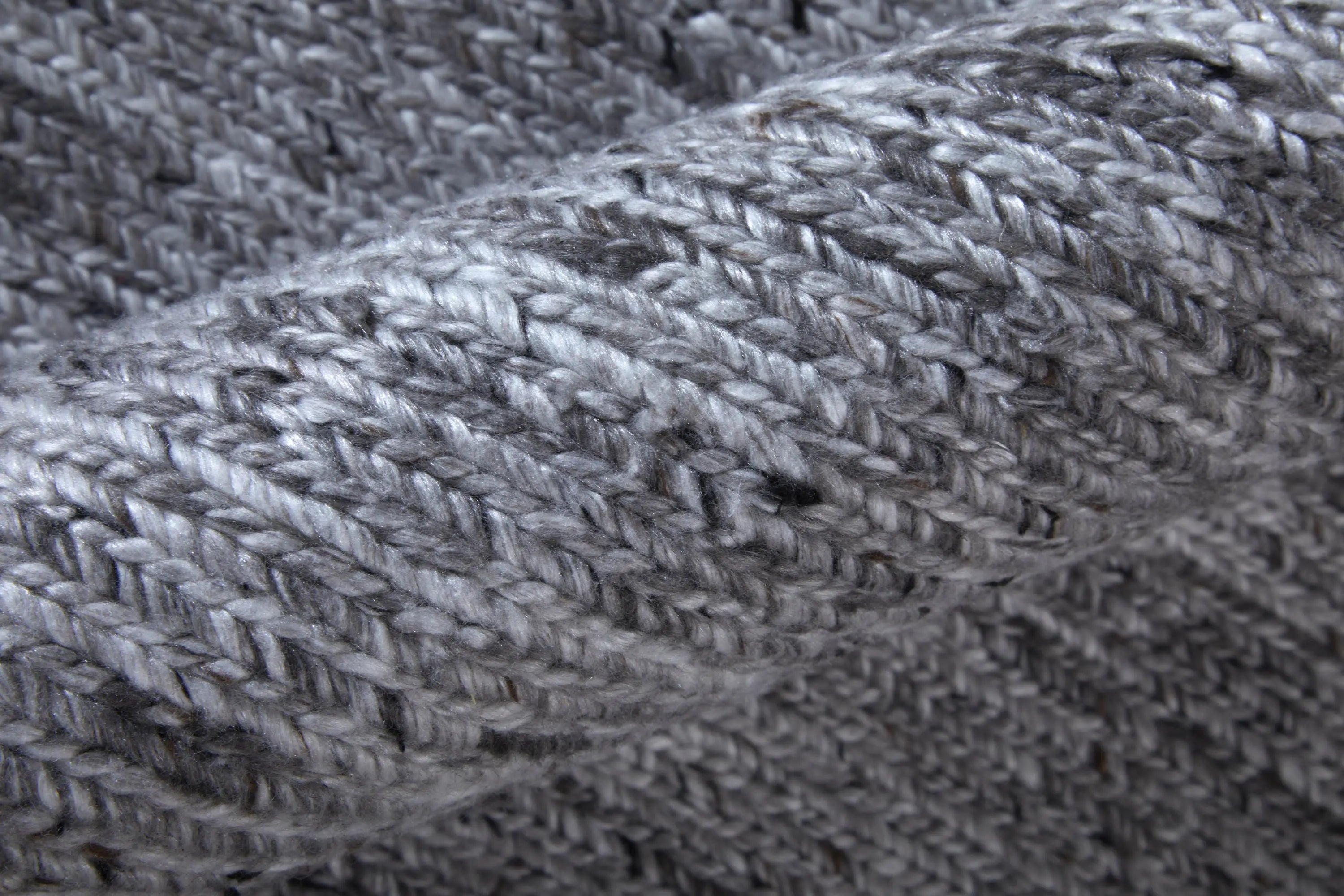 8' X 10' Gray And Ivory Handmade Indoor Outdoor Area Rug Homeroots Outdoor