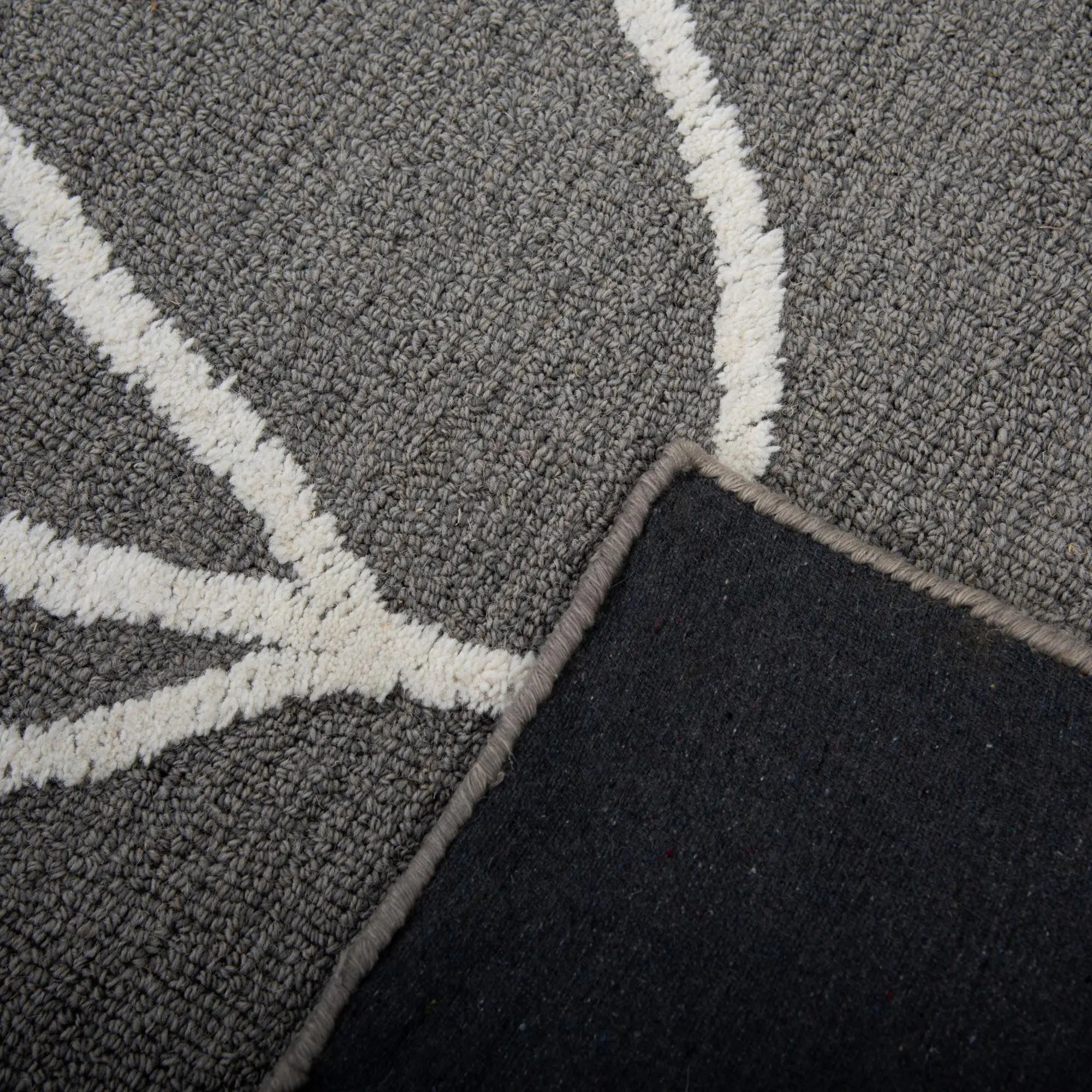 8' X 10' Gray And Ivory Wool Abstract Hand Tufted Area Rug Homeroots Home Decor