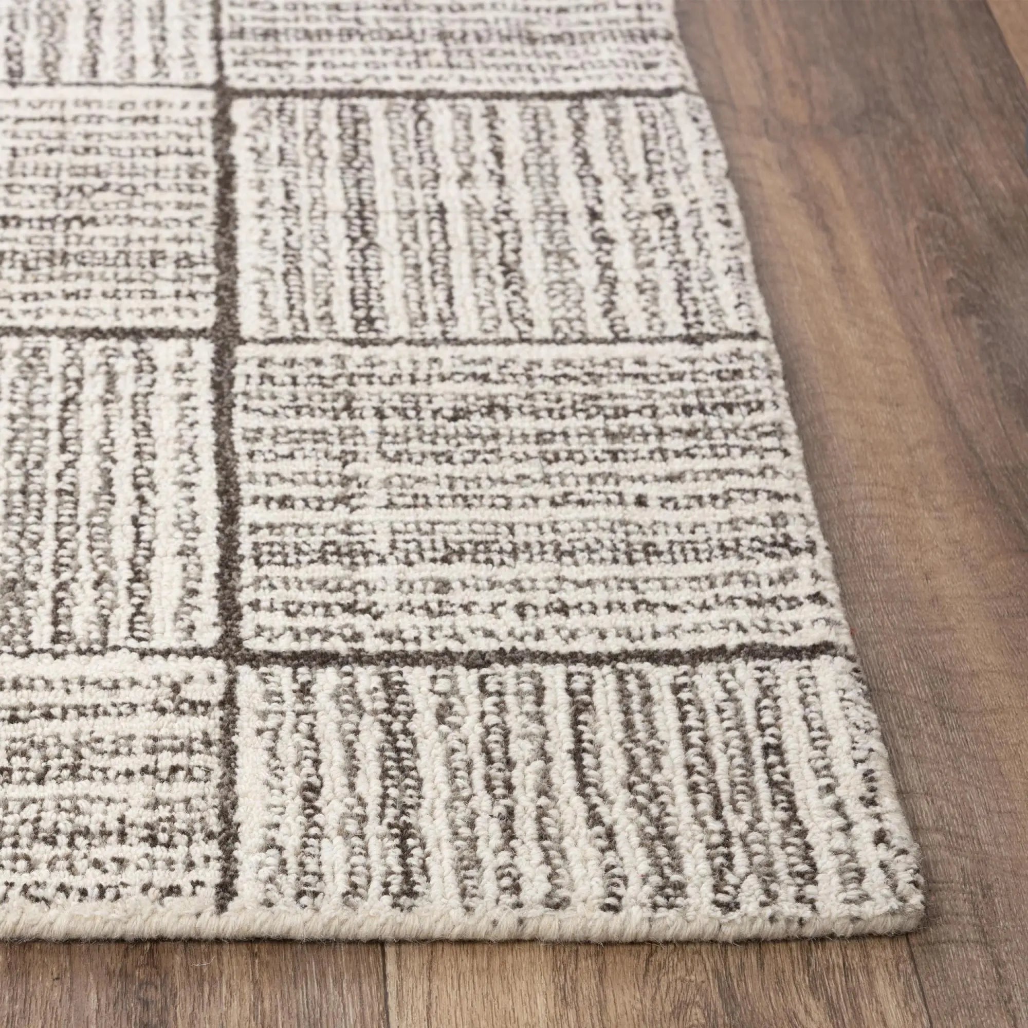 8' X 10' Gray And Natural Wool Checkered Hand Tufted Area Rug Homeroots Home Decor