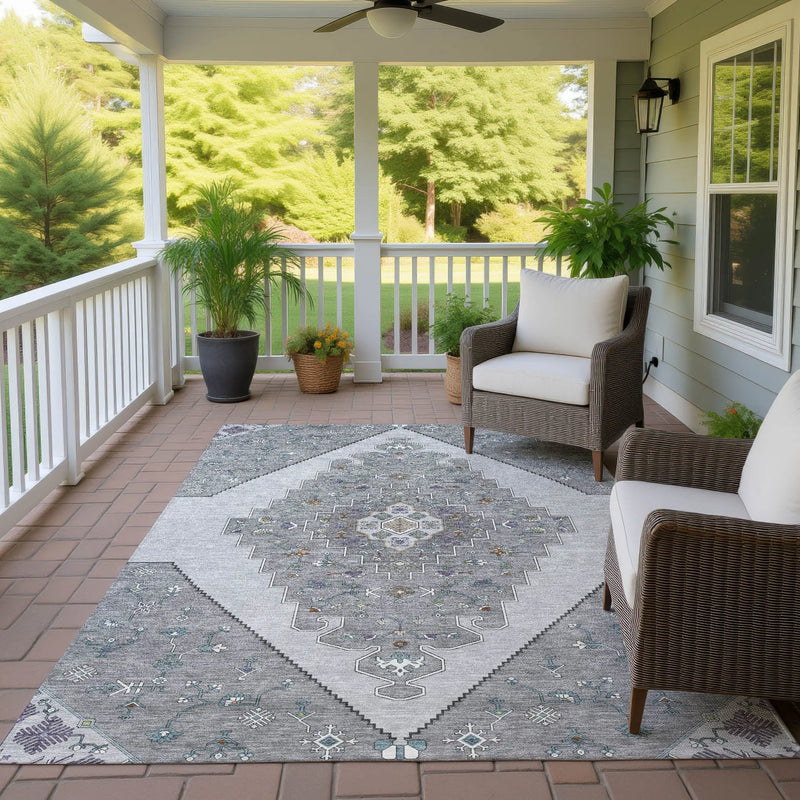 8' X 10' Gray And Silver Geometric Washable Indoor Outdoor Area Rug Homeroots Outdoor