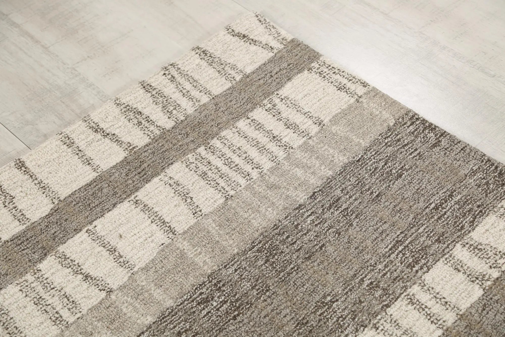 8' X 10' Gray Natural Dark Gray Light Gray And Ivory Wool Striped Hand Tufted Area Rug Homeroots Home Decor