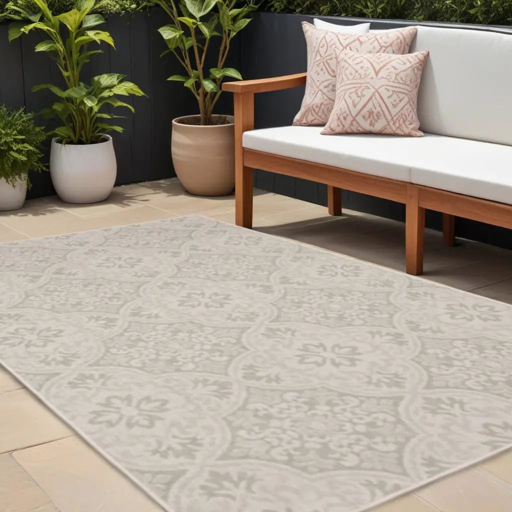 8' X 10' Gray and Ivory Floral Stain Resistant Indoor Outdoor Area Rug Homeroots Outdoor