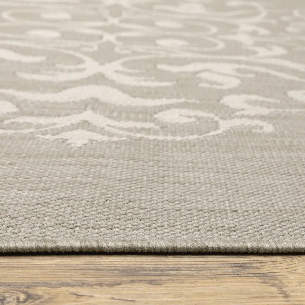 8' X 10' Gray and Ivory Oriental Stain Resistant Indoor Outdoor Area Rug Homeroots Outdoor