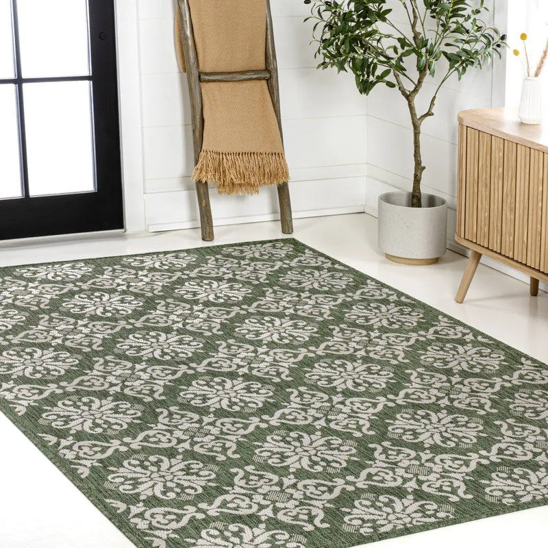 8' X 10' Green And Cream Floral Indoor Outdoor Area Rug Homeroots Outdoor