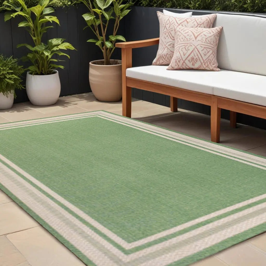 8' X 10' Green And Cream Indoor Outdoor Area Rug Homeroots Outdoor