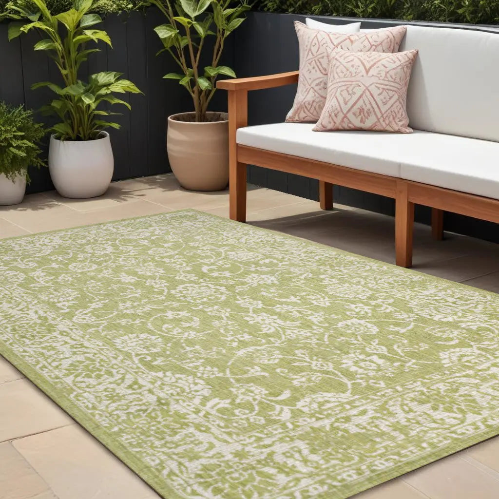 8' X 10' Green And Cream Medallion Indoor Outdoor Area Rug Homeroots Outdoor