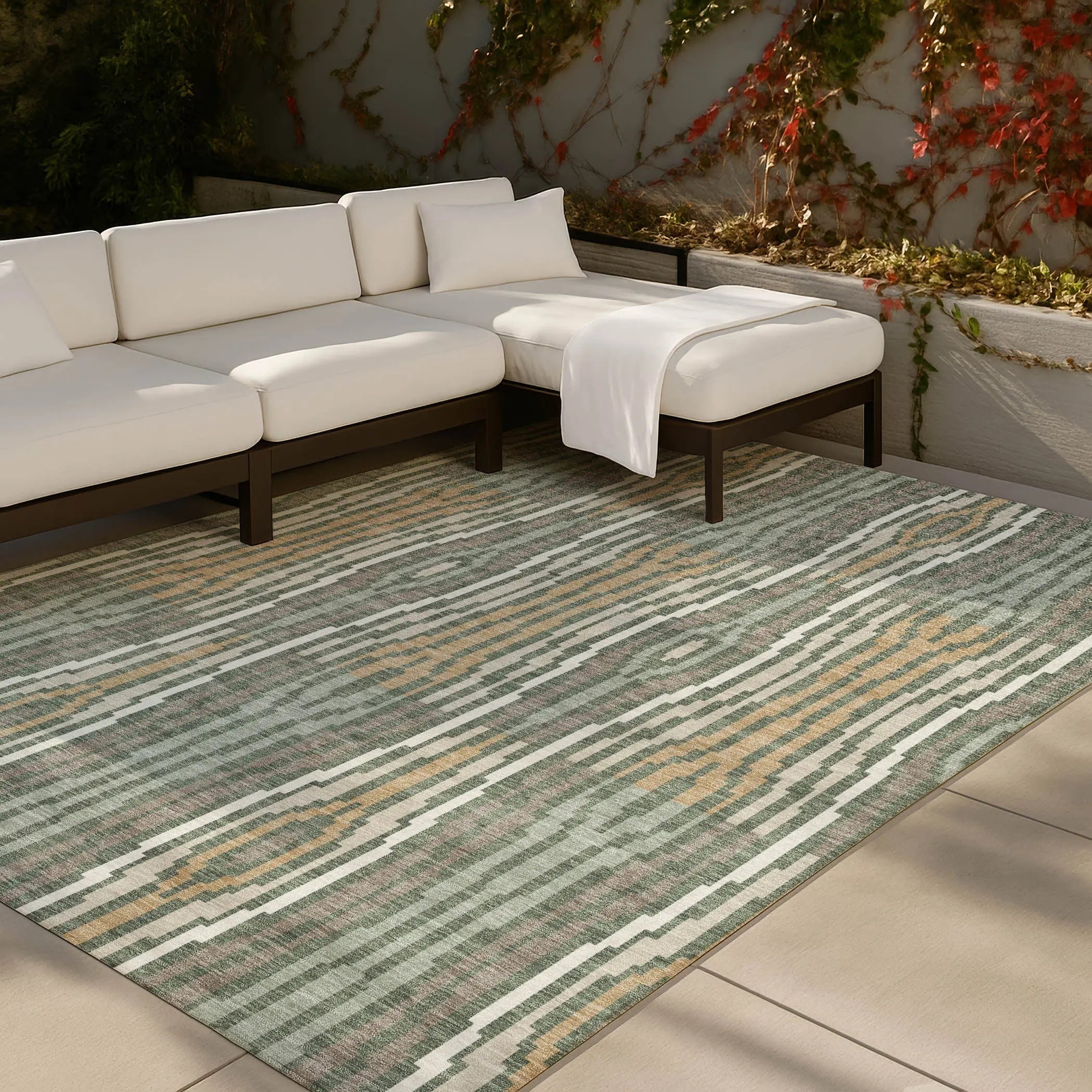 8' X 10' Green And Ivory Abstract Washable Indoor Outdoor Area Rug Homeroots Outdoor