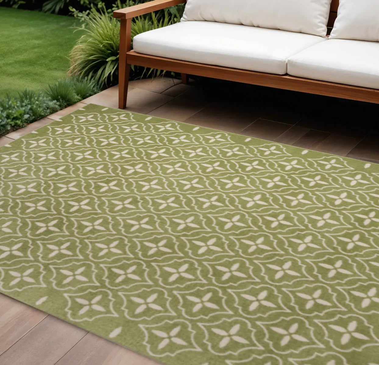 8' X 10' Green And Ivory Geometric Indoor Outdoor Area Rug Homeroots Outdoor