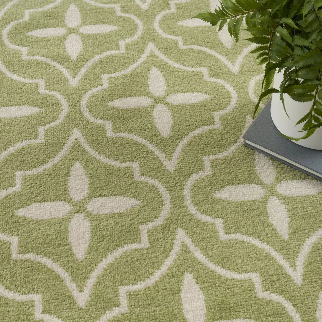8' X 10' Green And Ivory Geometric Indoor Outdoor Area Rug Homeroots Outdoor
