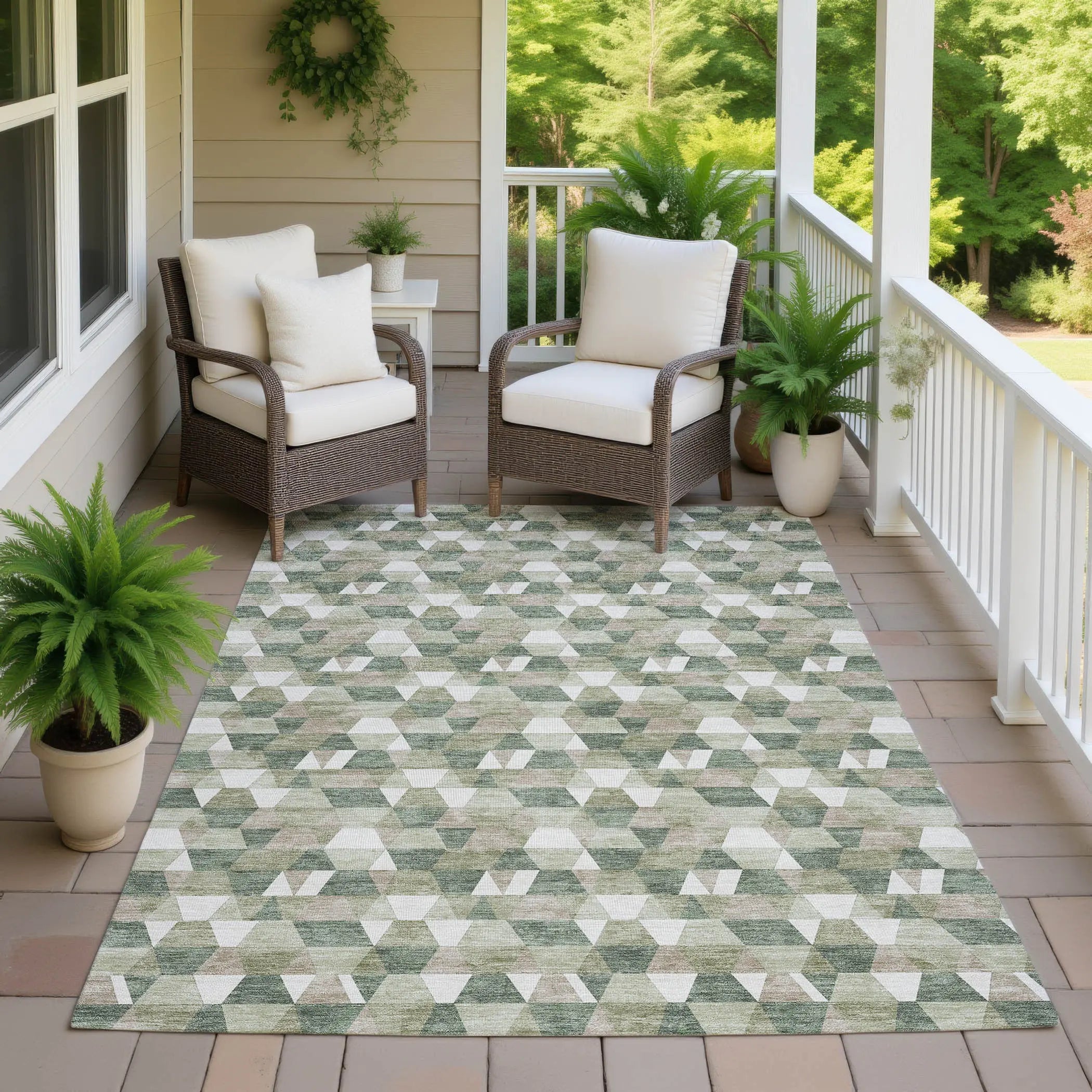 8' X 10' Green And Silver Geometric Washable Indoor Outdoor Area Rug Homeroots Outdoor