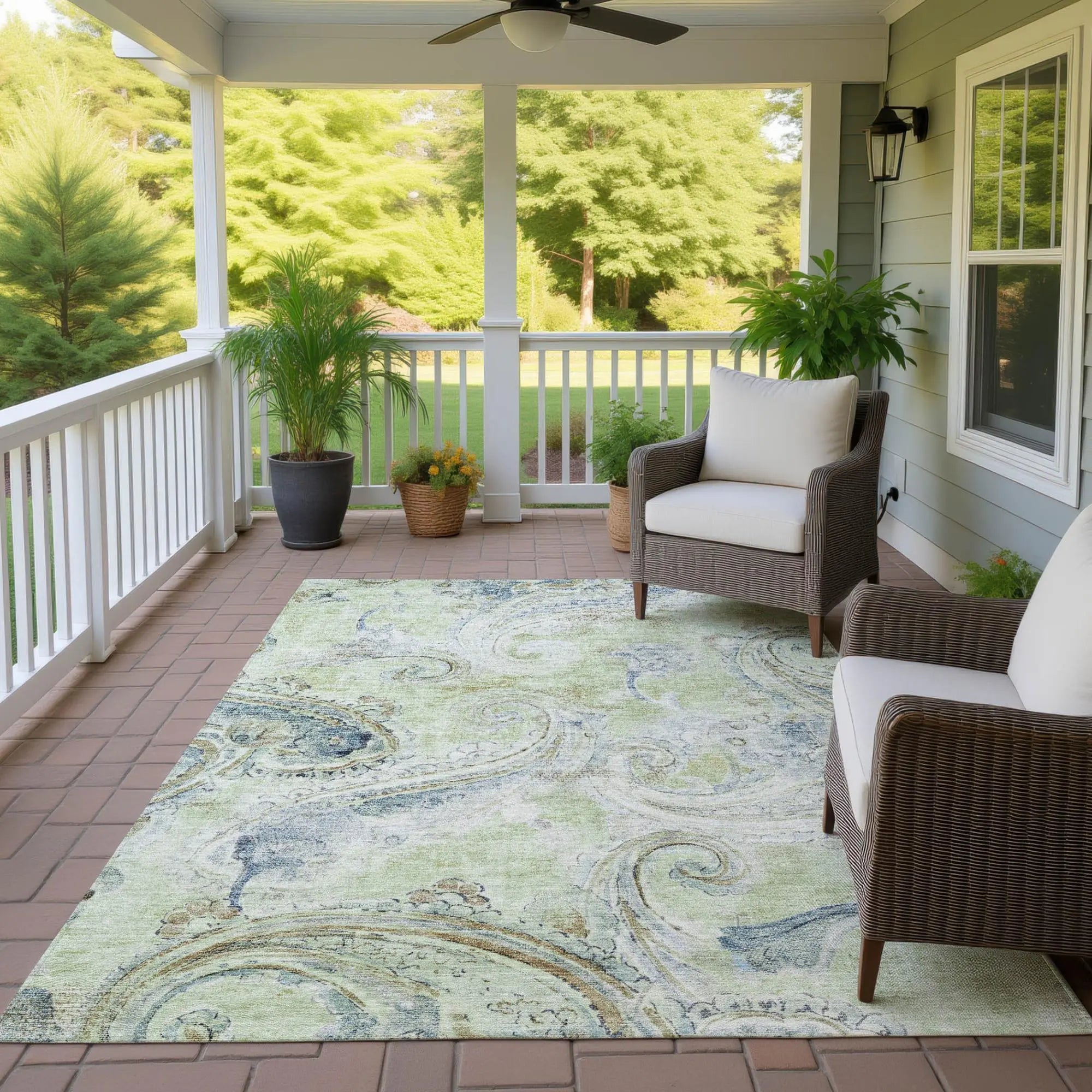 8' X 10' Green And Silver Paisley Washable Indoor Outdoor Area Rug Homeroots Outdoor