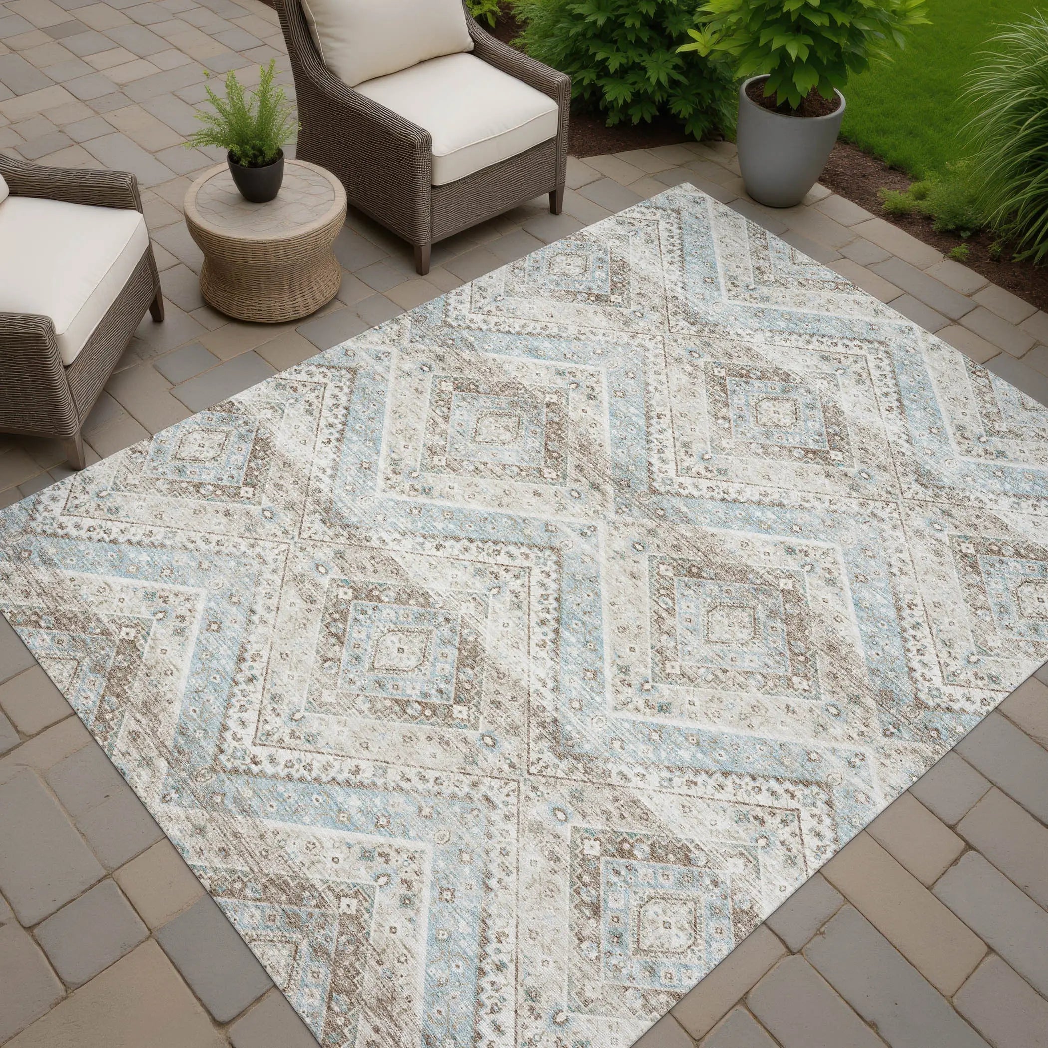 8' X 10' Ivory And Beige Tribal Washable Indoor Outdoor Area Rug Homeroots Outdoor