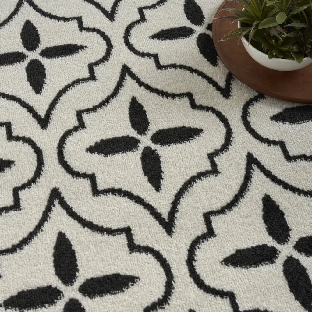 8' X 10' Ivory And Black Geometric Indoor Outdoor Area Rug Homeroots Outdoor