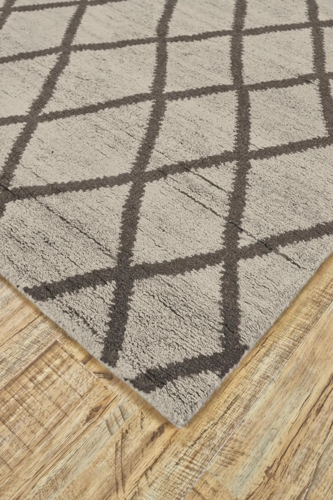 8' X 10' Ivory And Brown Wool Geometric Hand Knotted Area Rug Homeroots Home Decor