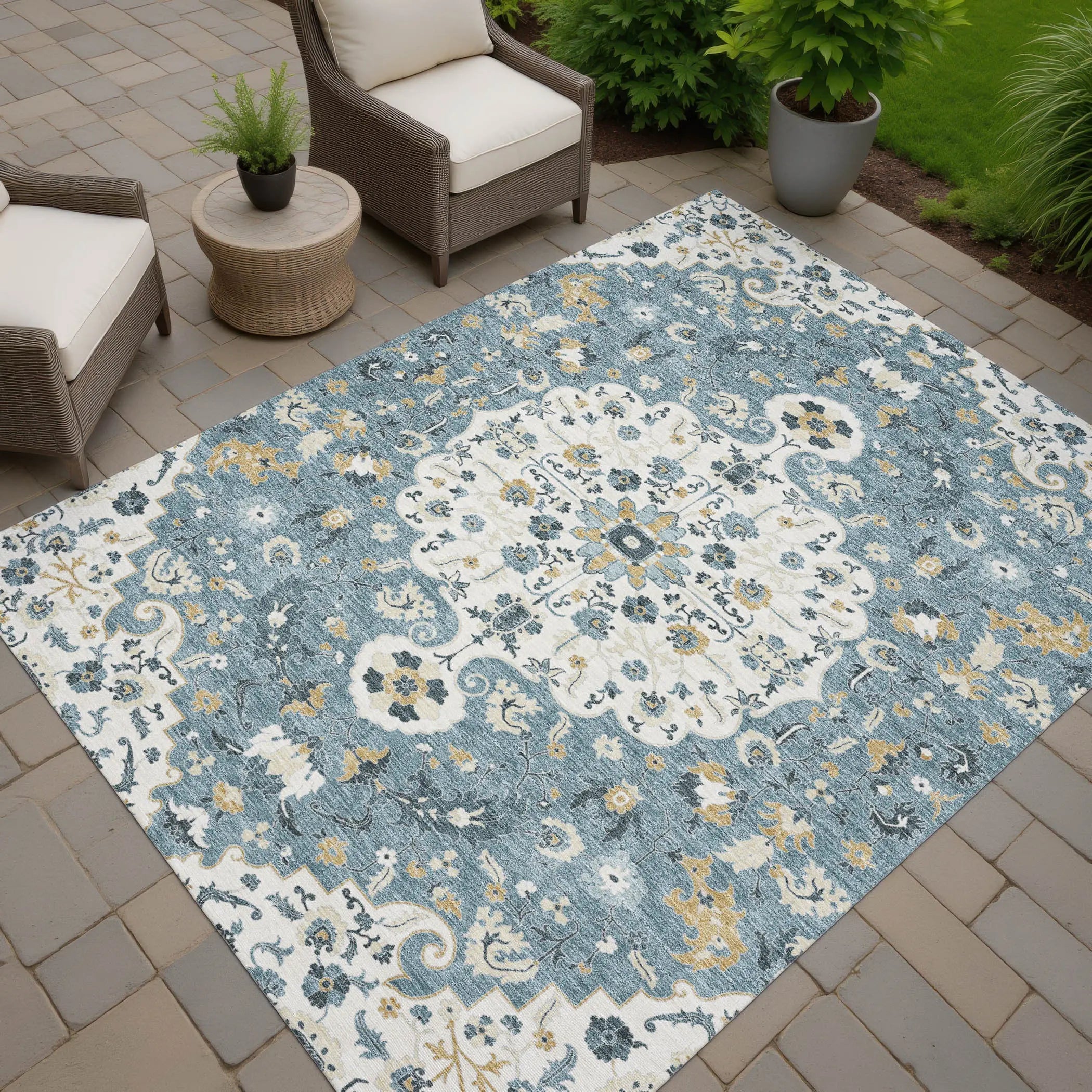 8' X 10' Ivory And Denim Blue Floral Medallion Washable Indoor Outdoor Area Rug Homeroots Outdoor