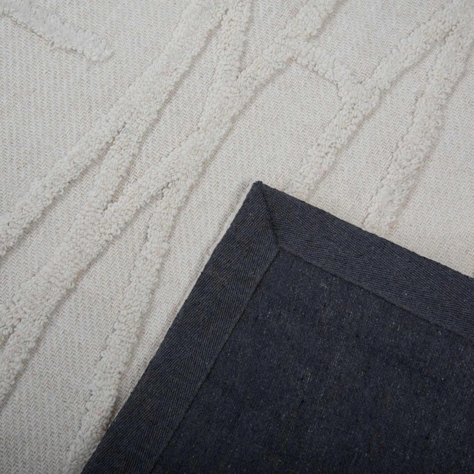 8' X 10' Ivory And Natural Wool Abstract Hand Tufted Area Rug Homeroots Home Decor