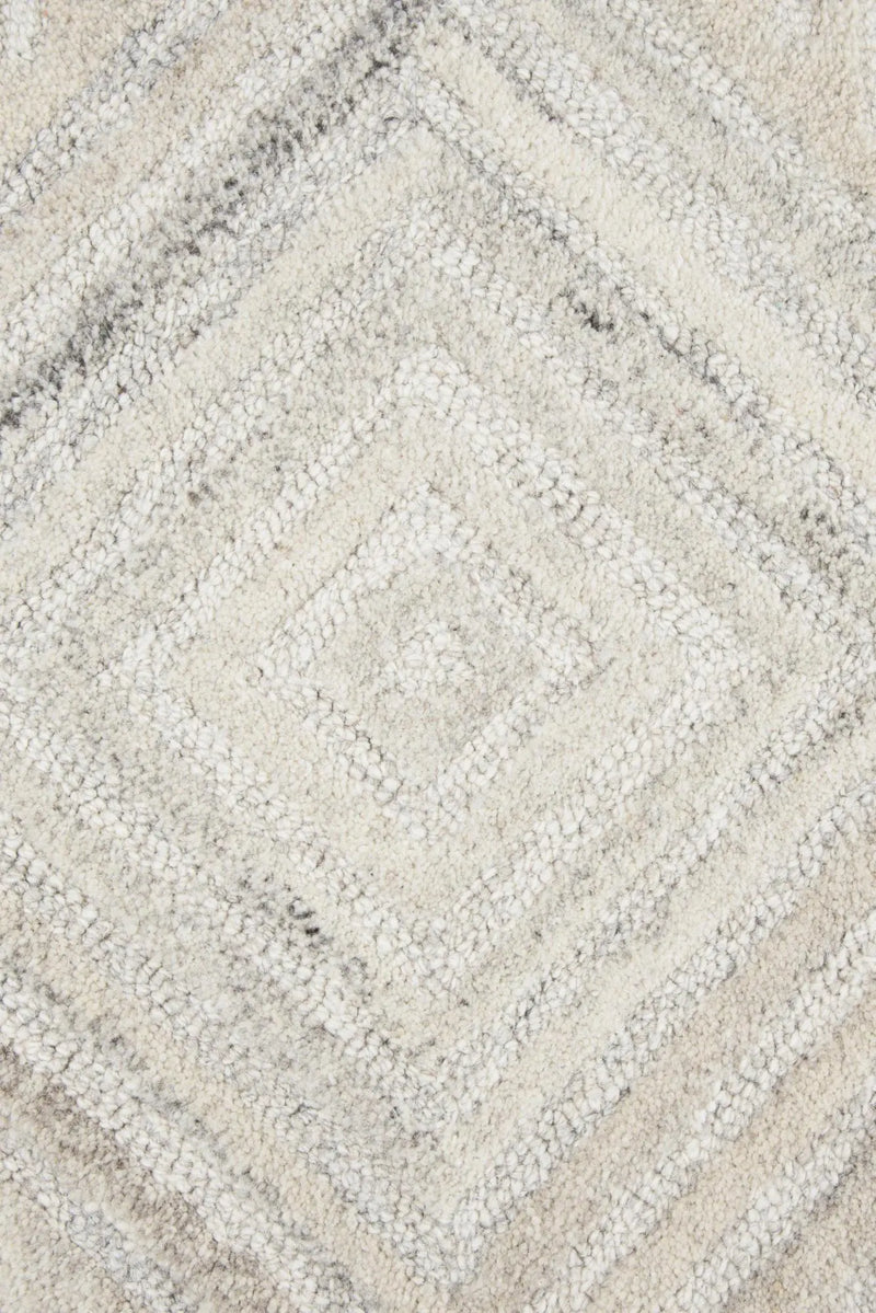 8' X 10' Ivory And Natural Wool Diamond Hand Tufted Area Rug Homeroots Home Decor