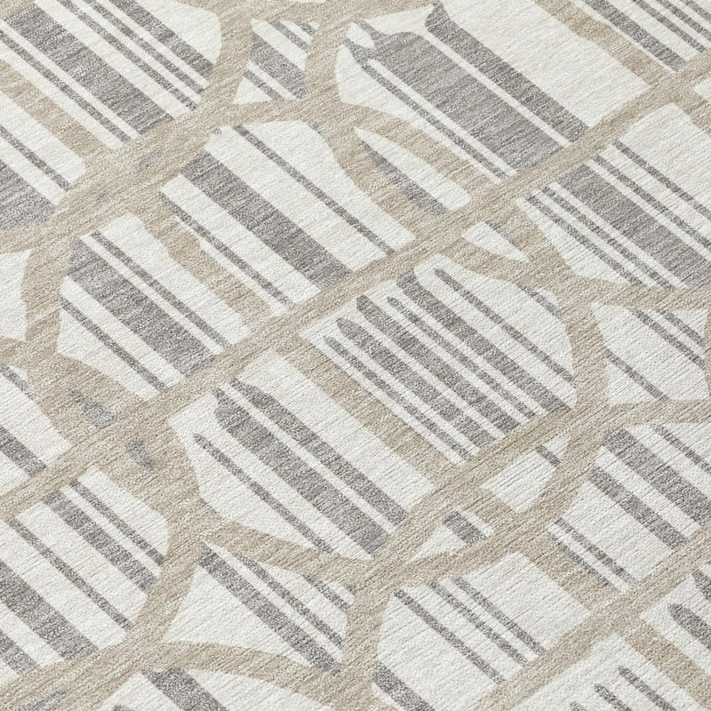 8' X 10' Ivory And Silver Geometric Washable Indoor Outdoor Area Rug Homeroots Outdoor