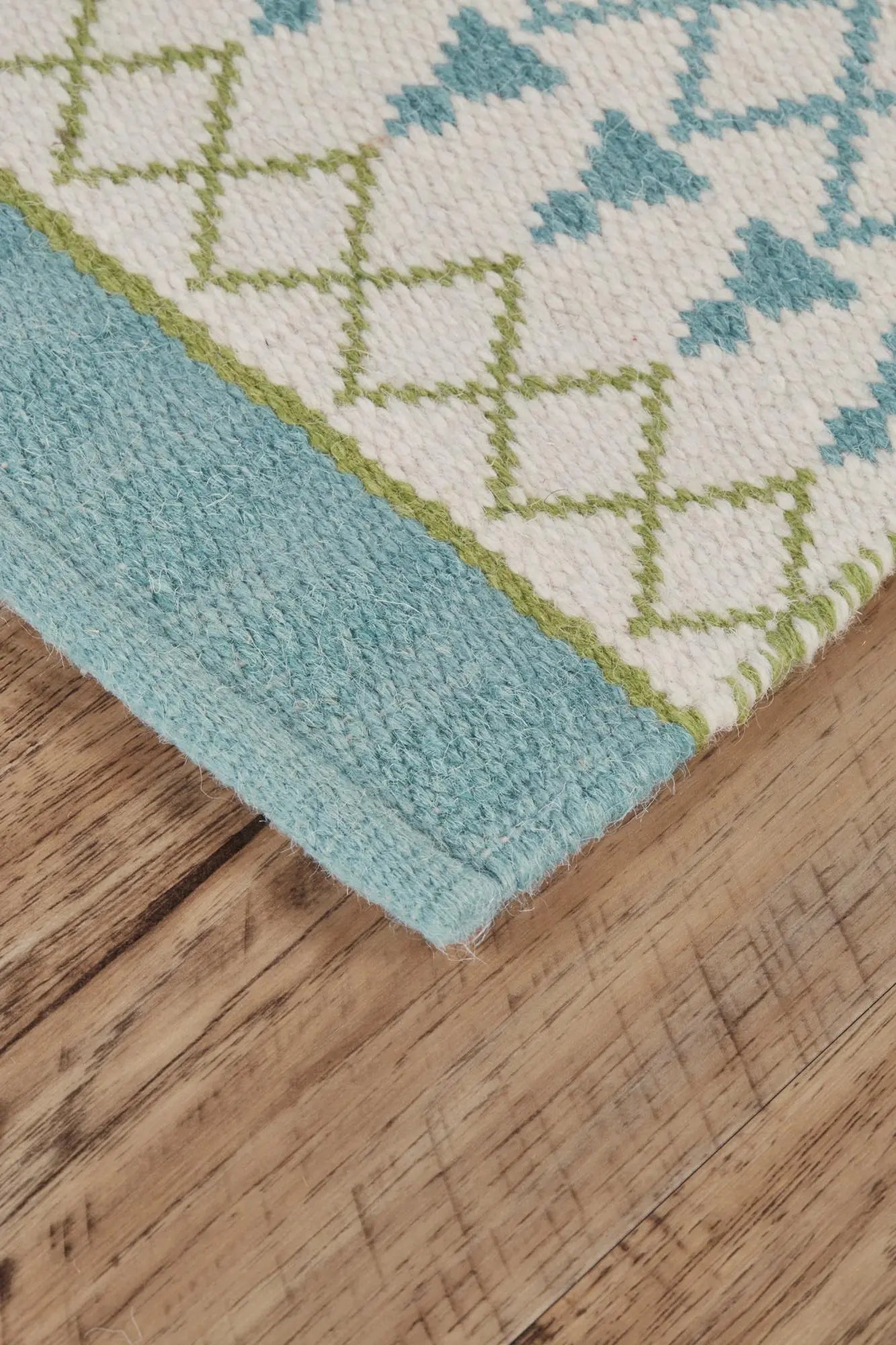 8' X 10' Ivory Blue And Green Wool Geometric Hand Loomed Area Rug Homeroots Home Decor