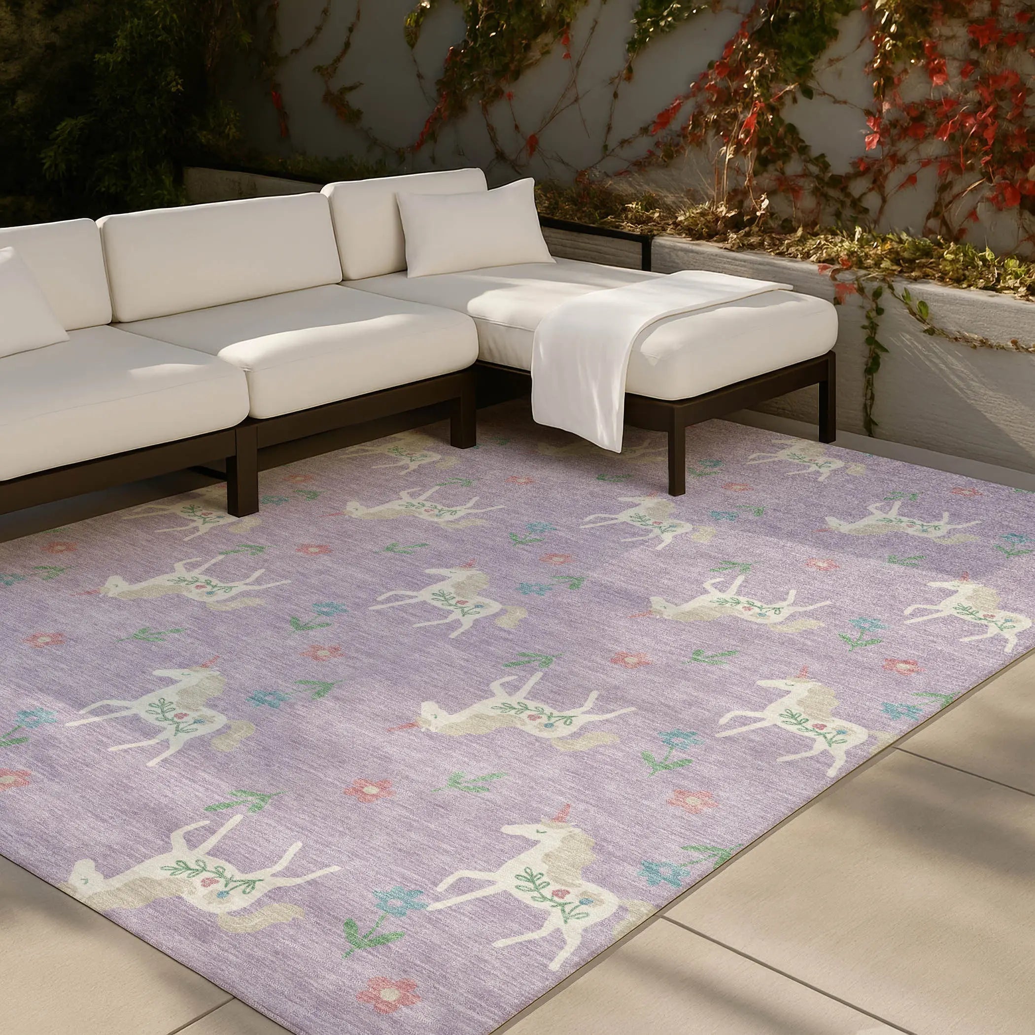 8' X 10' Lavender And Ivory Floral Washable Indoor Outdoor Area Rug Homeroots Outdoor
