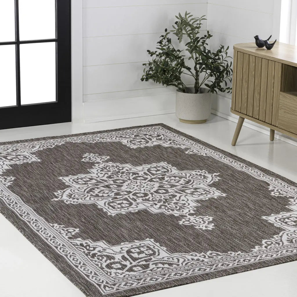8' X 10' Light Brown And Cream Medallion Indoor Outdoor Area Rug Homeroots Outdoor