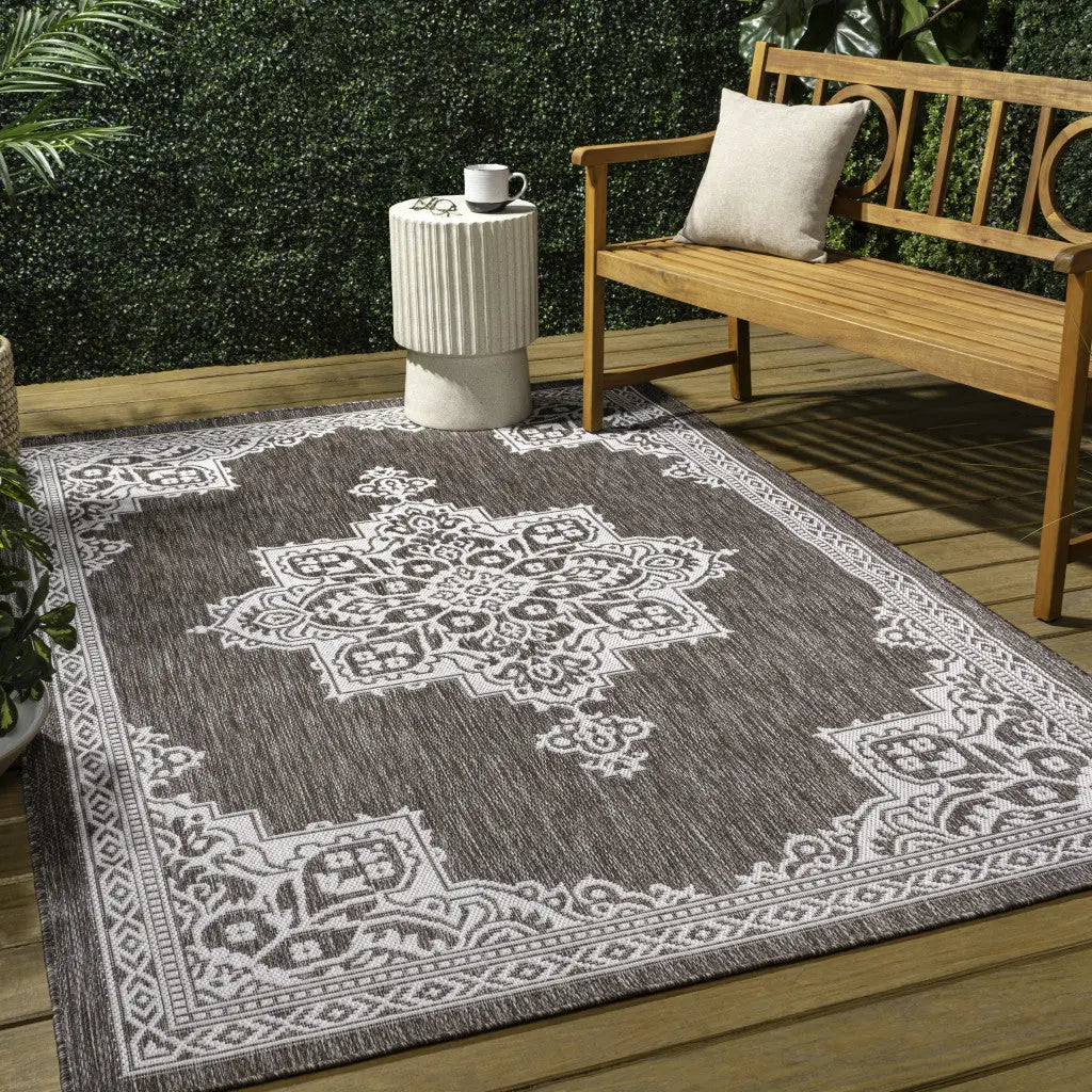 8' X 10' Light Brown And Cream Medallion Indoor Outdoor Area Rug Homeroots Outdoor