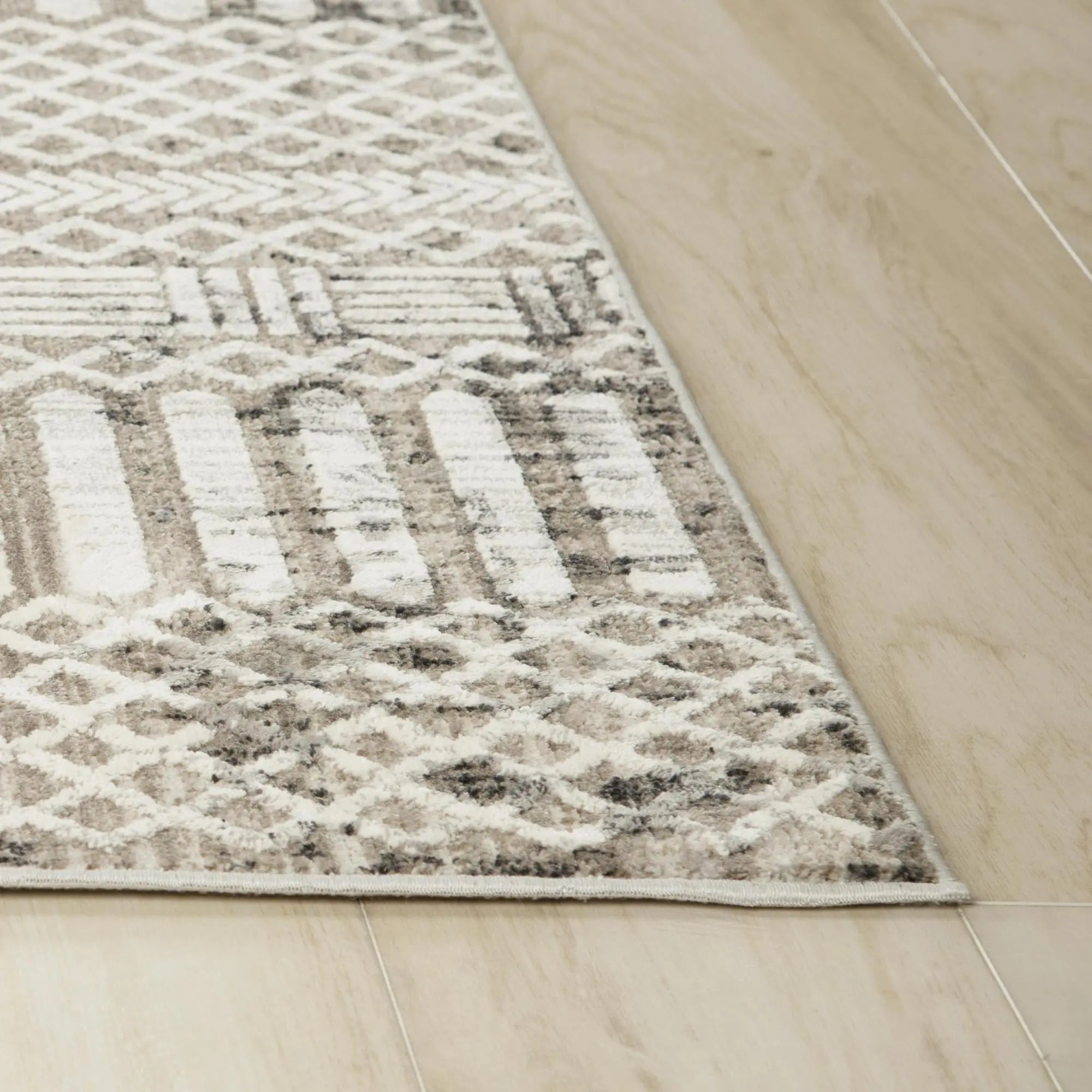8' X 10' Natural And Brown Geometric Area Rug Homeroots Home Decor