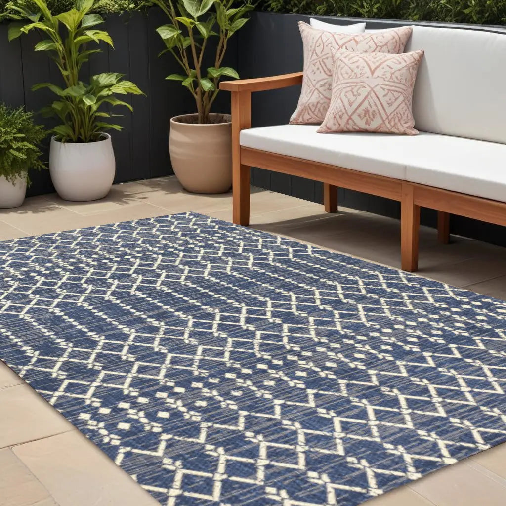 8' X 10' Navy Blue And Beige Trellis Indoor Outdoor Area Rug Homeroots Outdoor