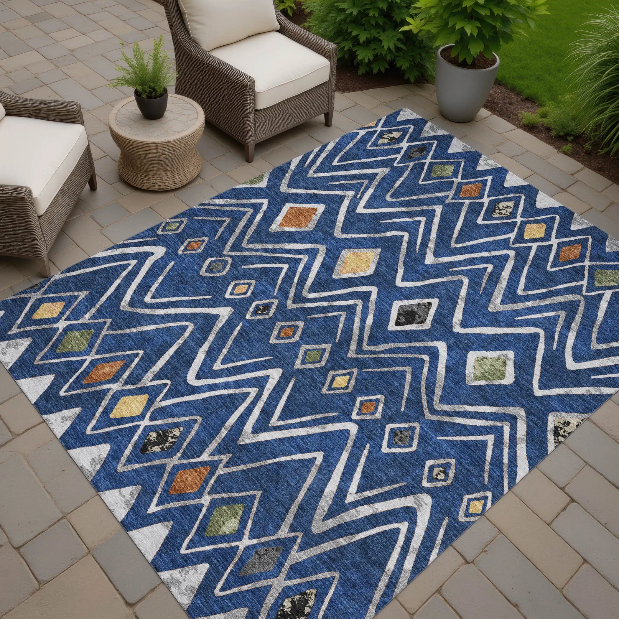 8' X 10' Navy Blue And Blue Geometric Washable Indoor Outdoor Area Rug Homeroots Outdoor