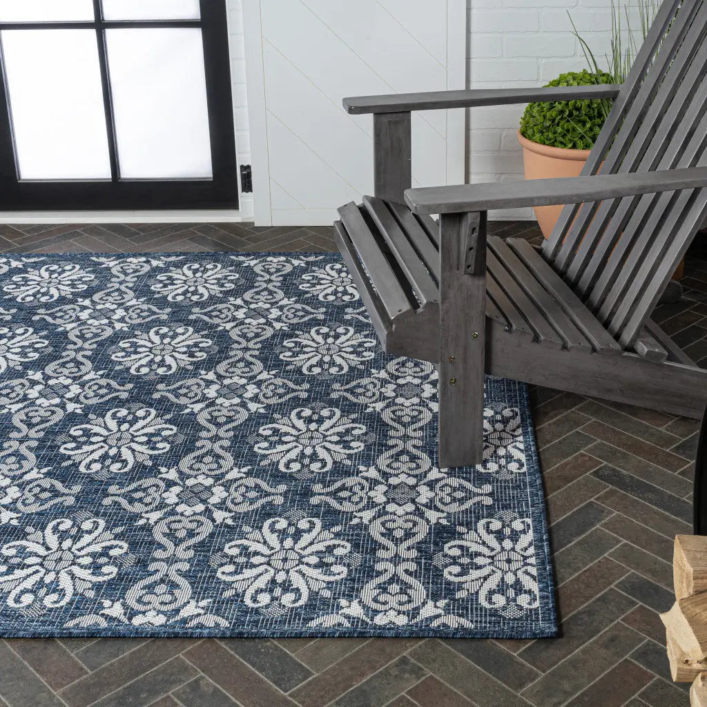 8' X 10' Navy Blue And Cream Floral Indoor Outdoor Area Rug Homeroots Outdoor