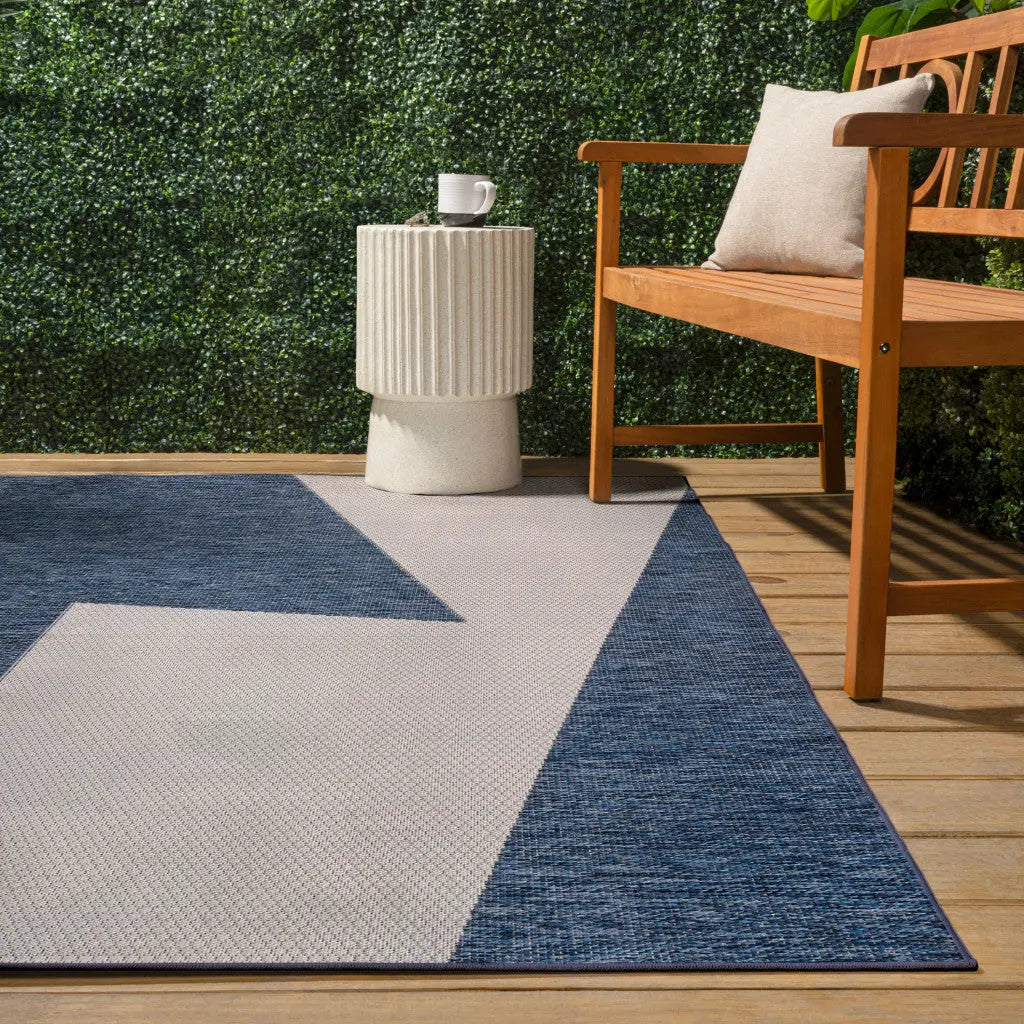 8' X 10' Navy Blue And Cream Geometric Indoor Outdoor Area Rug Homeroots Outdoor