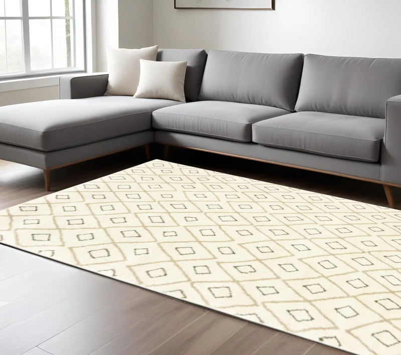 8' X 10' Sand Ash Grey And Ivory Geometric Power Loom Stain Resistant Area Rug Homeroots Home Decor