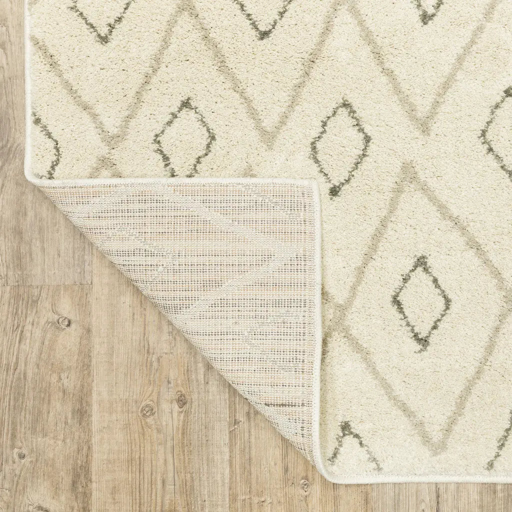8' X 10' Sand Ash Grey And Ivory Geometric Power Loom Stain Resistant Area Rug Homeroots Home Decor