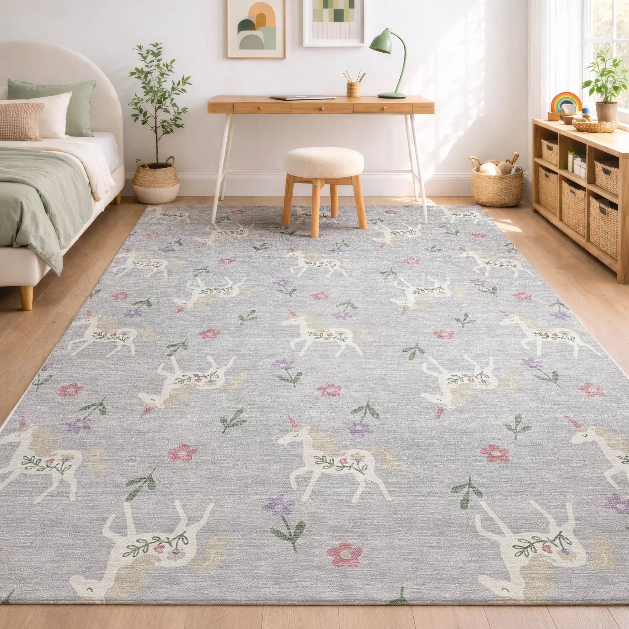 8' X 10' Silver And Ivory Floral Washable Indoor Outdoor Area Rug Homeroots Outdoor