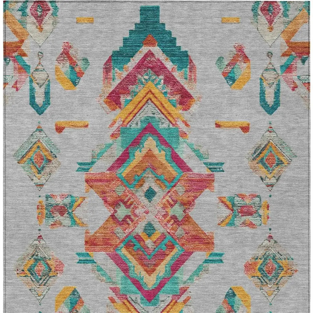 8' X 10' Silver And Ivory Tribal Washable Indoor Outdoor Area Rug Homeroots Outdoor