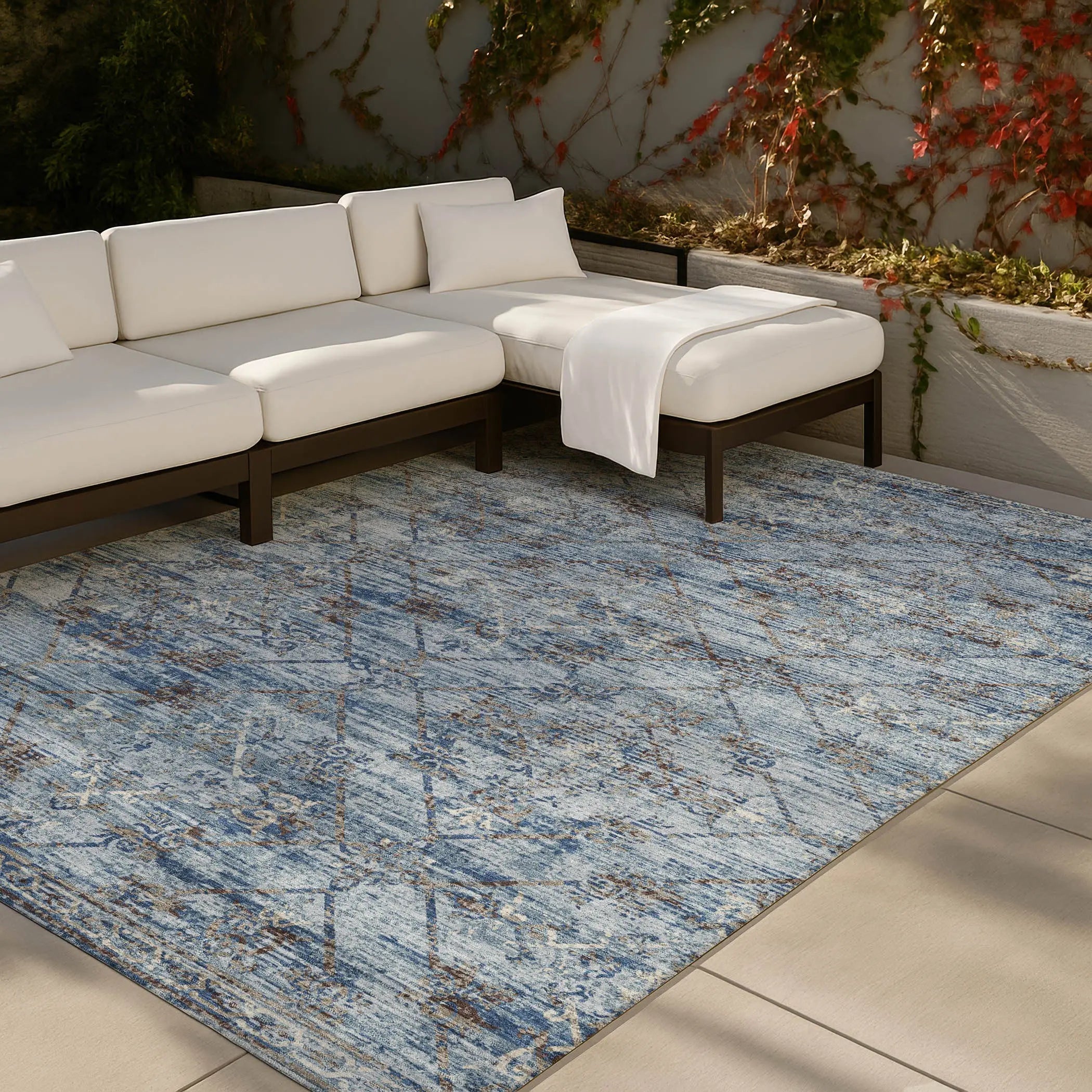 8' X 10' Sky Blue And Ivory Geometric Washable Indoor Outdoor Area Rug Homeroots Outdoor