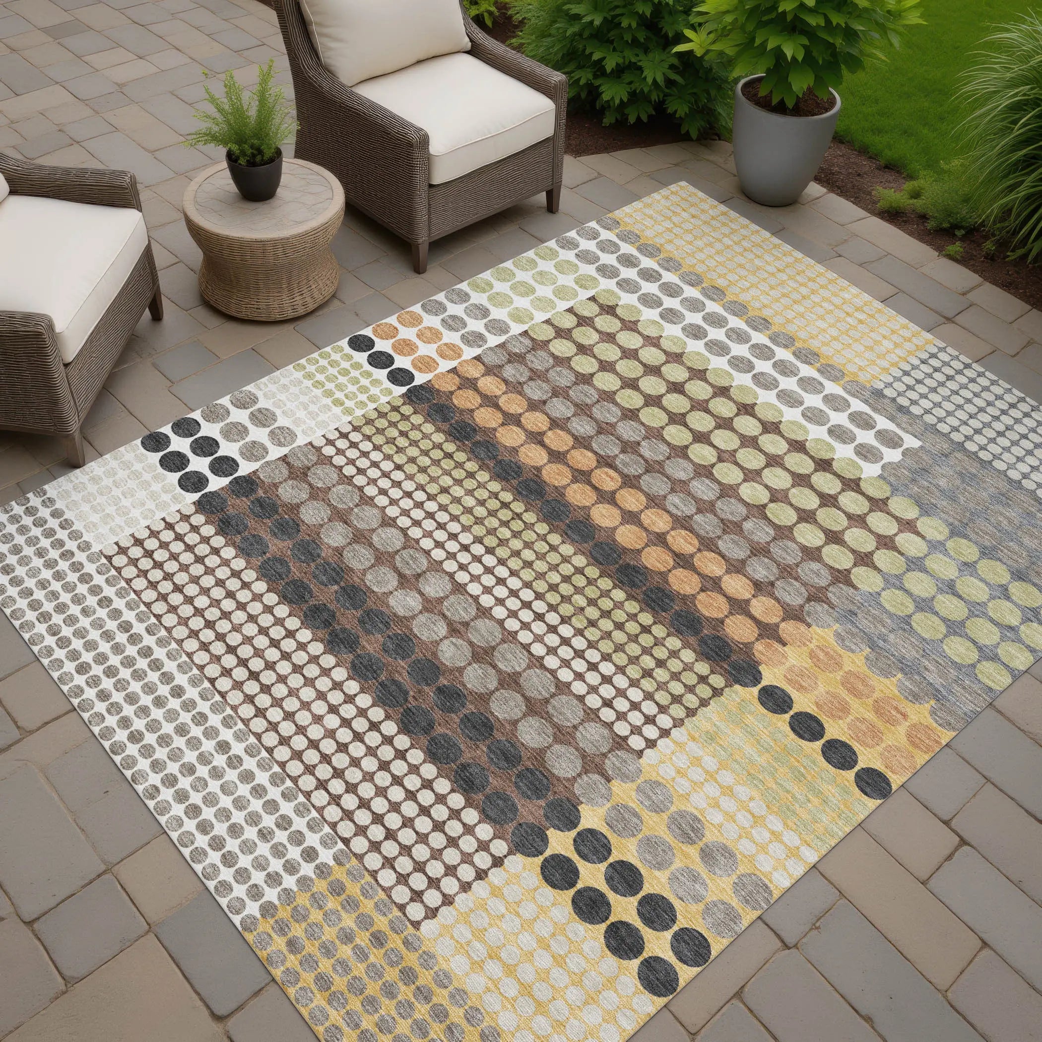 8' X 10' Taupe And Gold Geometric Washable Indoor Outdoor Area Rug Homeroots Outdoor