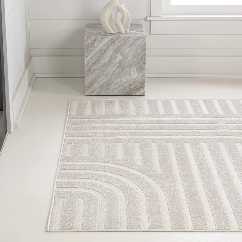 8' X 10' White And Cream Striped Indoor Outdoor Area Rug - GreatEagleInc