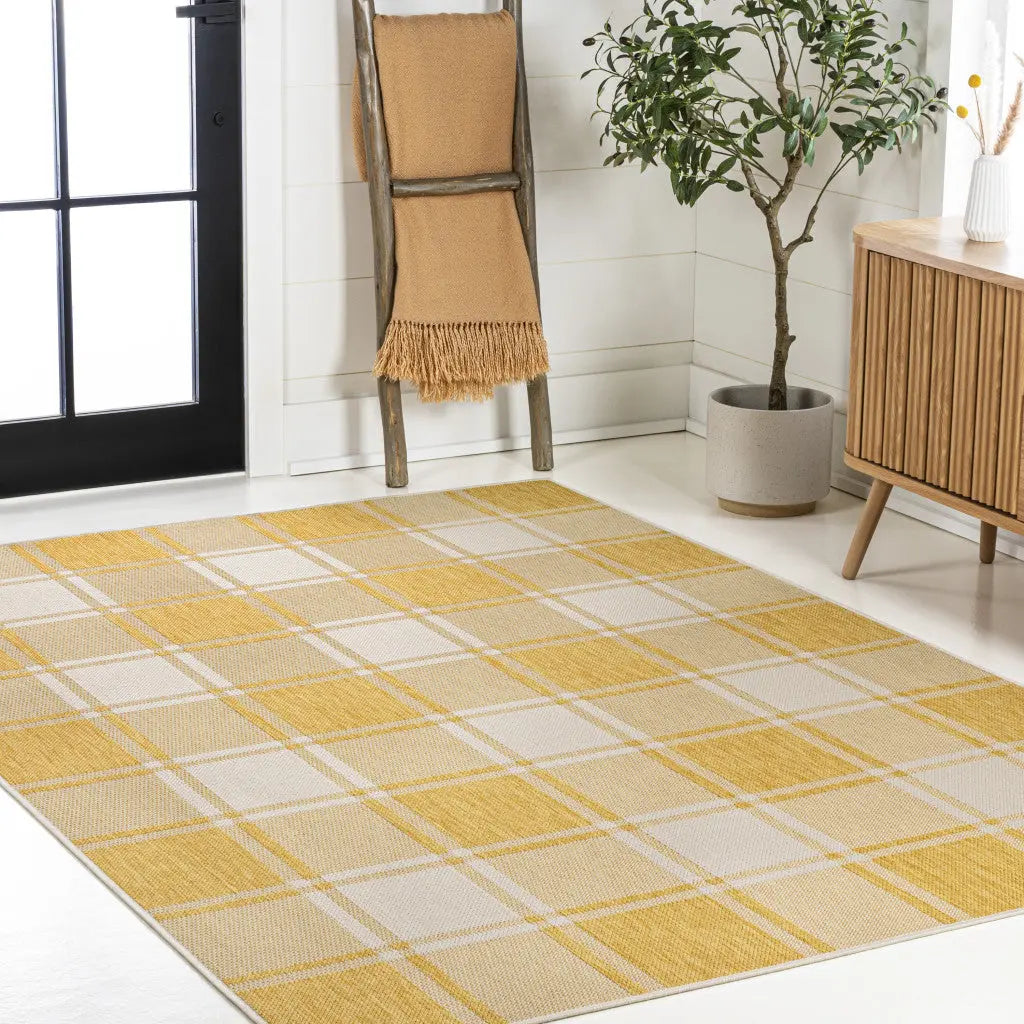 8' X 10' Yellow And Cream Gingham Indoor Outdoor Area Rug Homeroots Outdoor