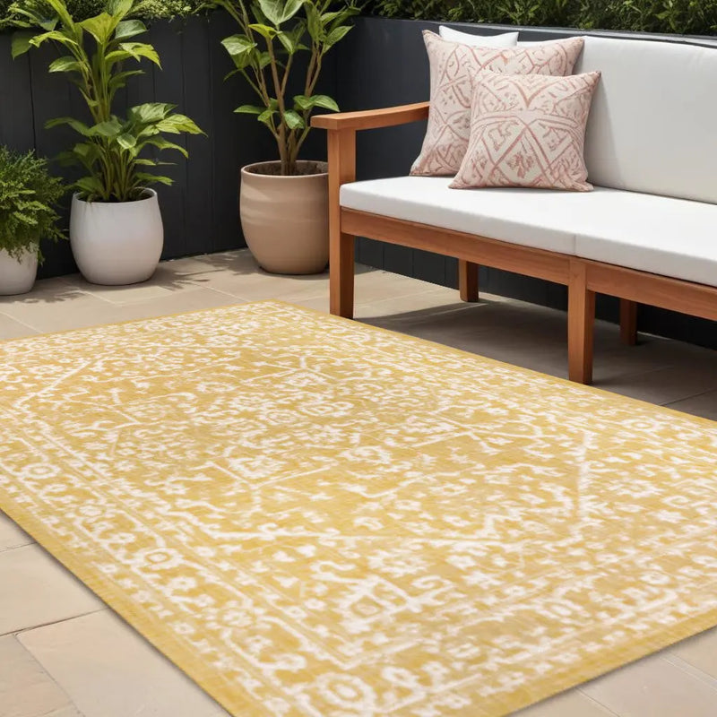 8' X 10' Yellow And Cream Medallion Indoor Outdoor Area Rug Homeroots Outdoor