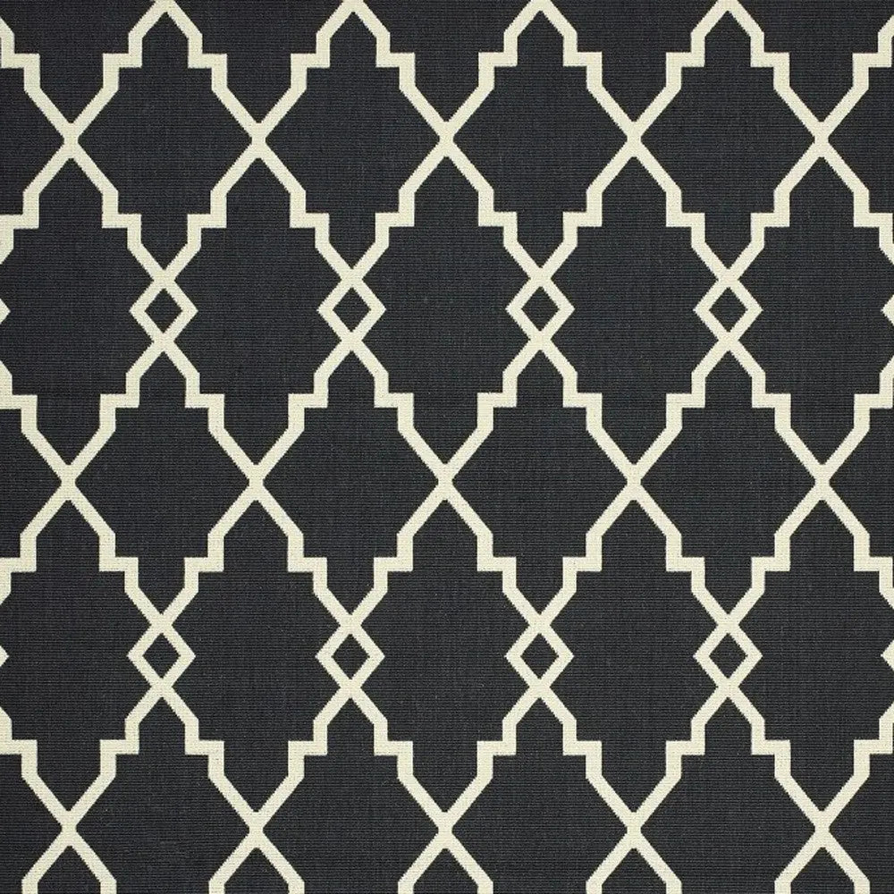 8' X 11' Black And Ivory Indoor Outdoor Area Rug Homeroots Outdoor