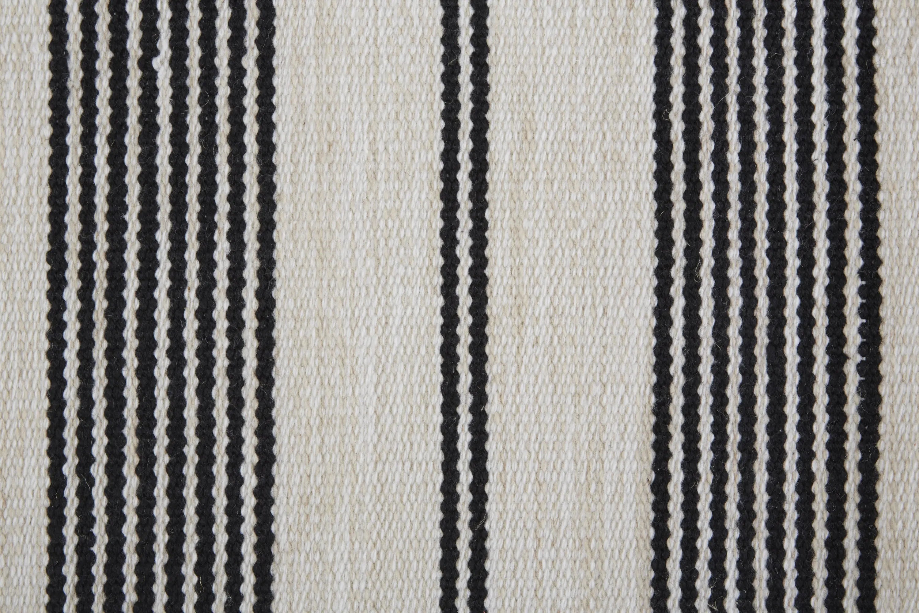 8' X 11' Black And White Striped Dhurrie Hand Woven Stain Resistant Area Rug Homeroots Outdoor