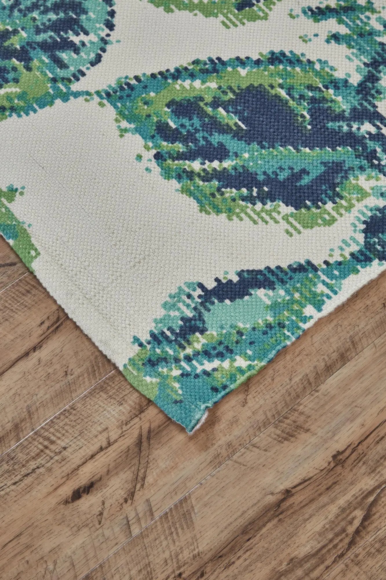 8' X 11' Blue And Green Floral Hand Woven Area Rug Homeroots Home Decor